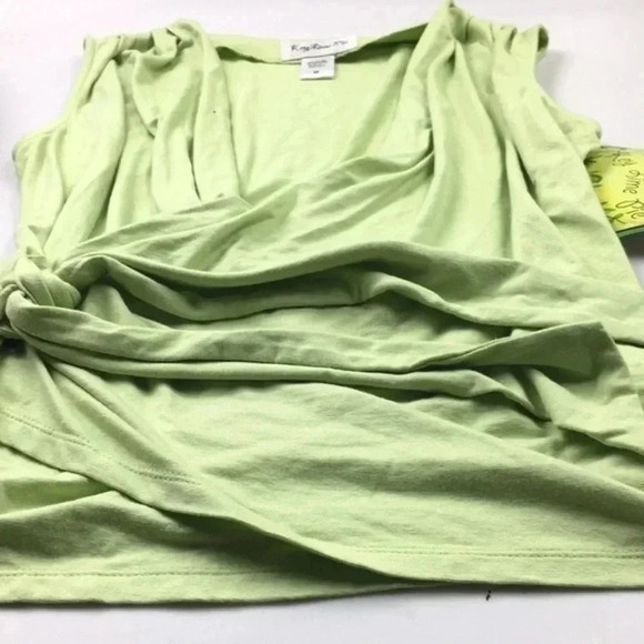 Key  lime  pie  ladies blouse  M - Picture 12 of 16